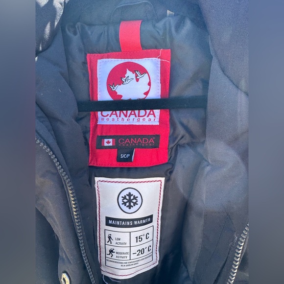 Canada Weathergear Coat Black Puffer Jacket Fur Hood Women's Small LIKE NEW - Picture 3 of 15